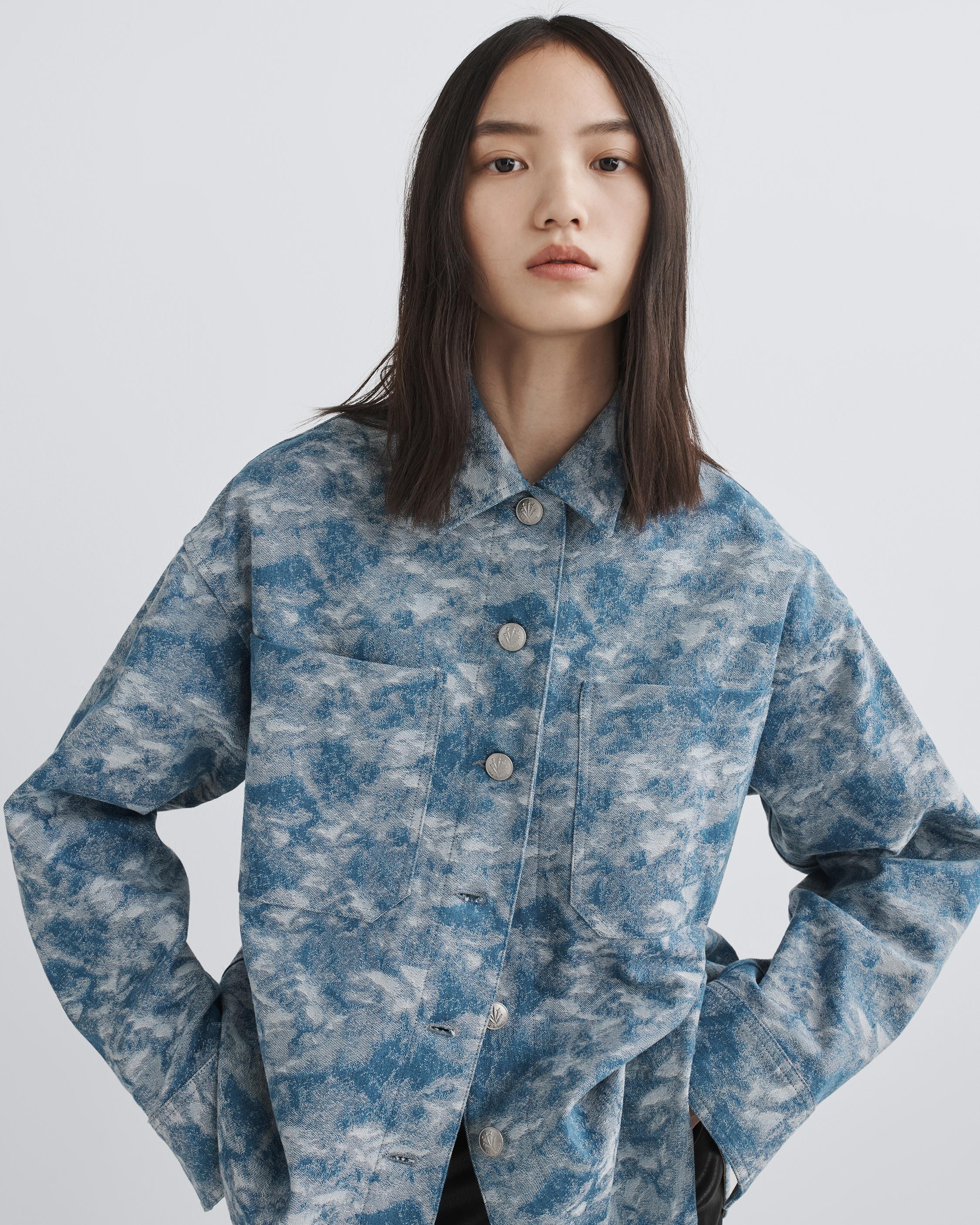 Lory Denim Shirt Jacket
Oversized Fit Jacket - 3