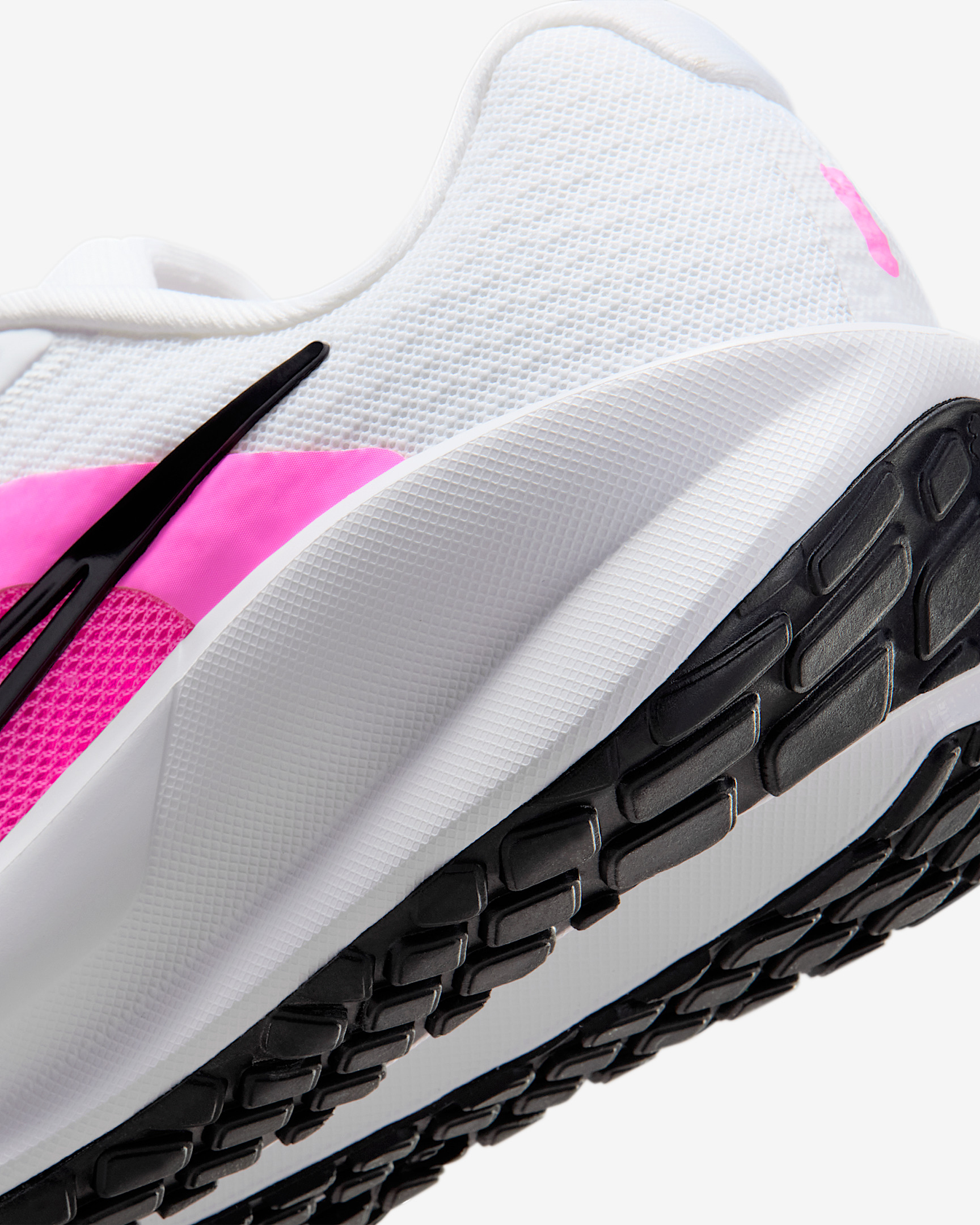 Nike Downshifter 13 Women's Road Running Shoes (Extra Wide) - 8