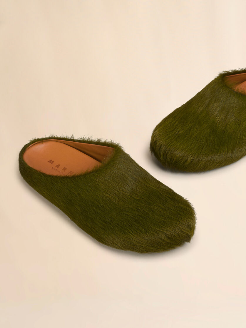 DEEP GREEN LONG HAIR CALFSKIN FUSSBETT SABOT - 4
