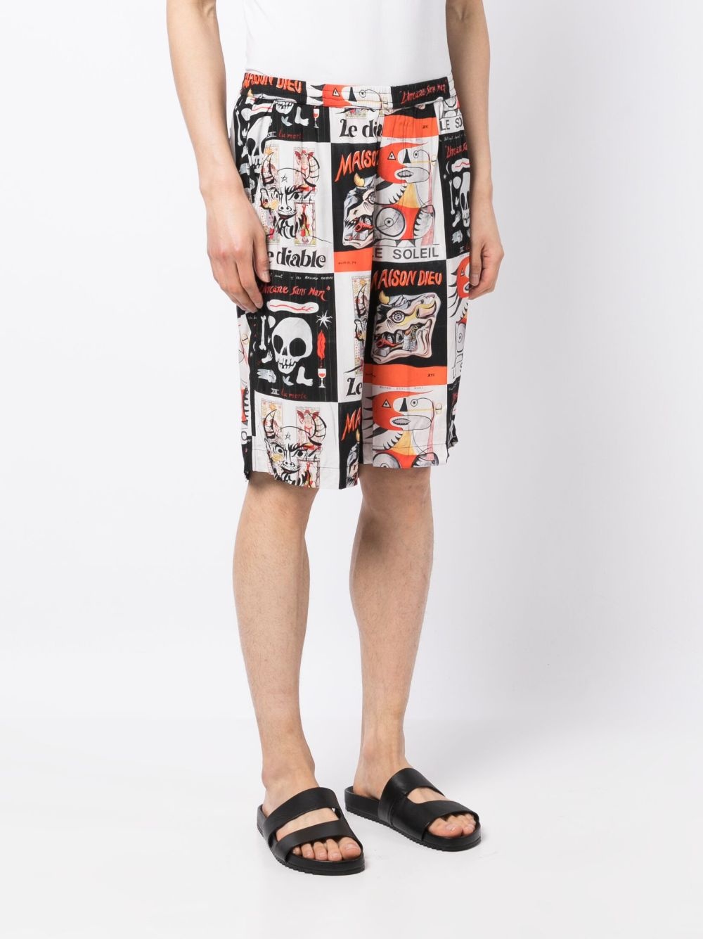 graphic-print bermuda shorts - 3