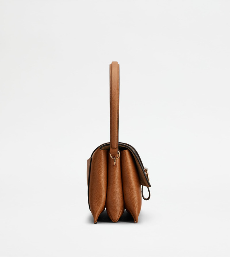 T TIMELESS FLAP BAG IN LEATHER MINI - BROWN 2