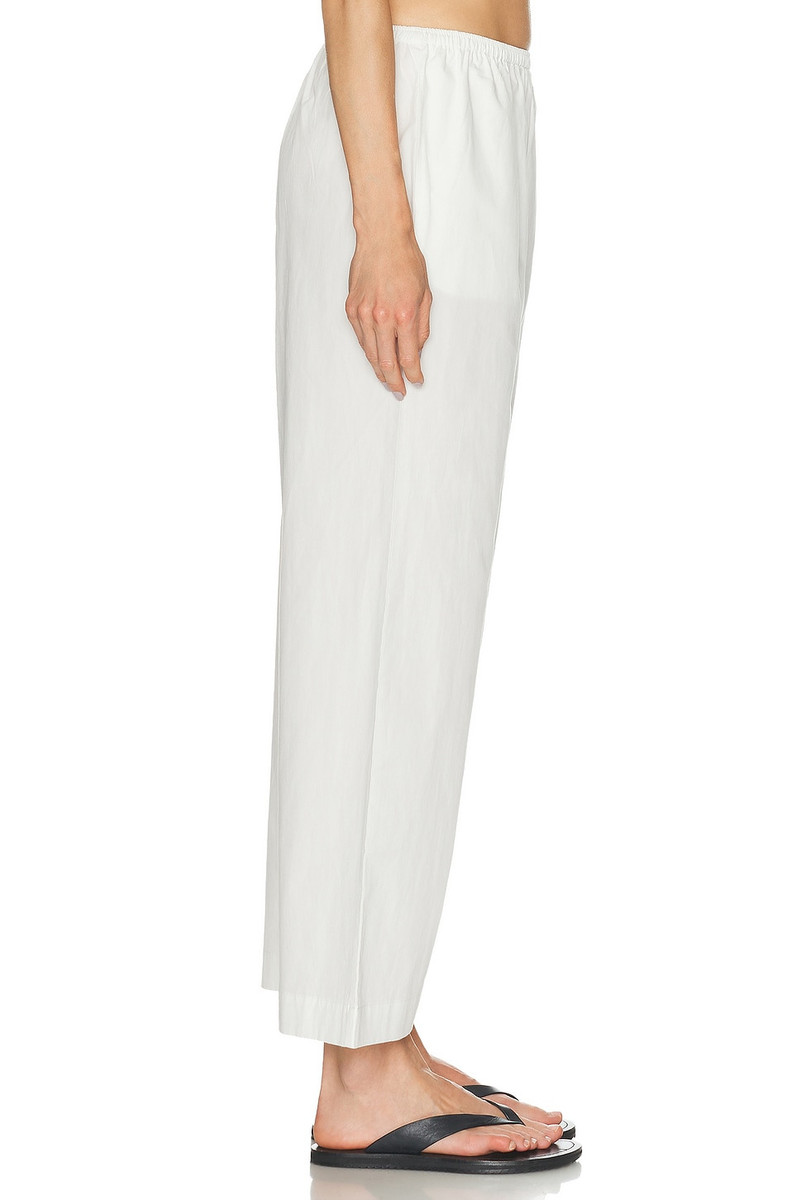 Ease Trouser 3