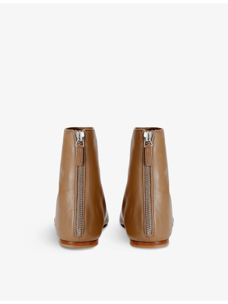 LE MONDE BÉRYL Luna pointed-toe leather ankle boots outlook