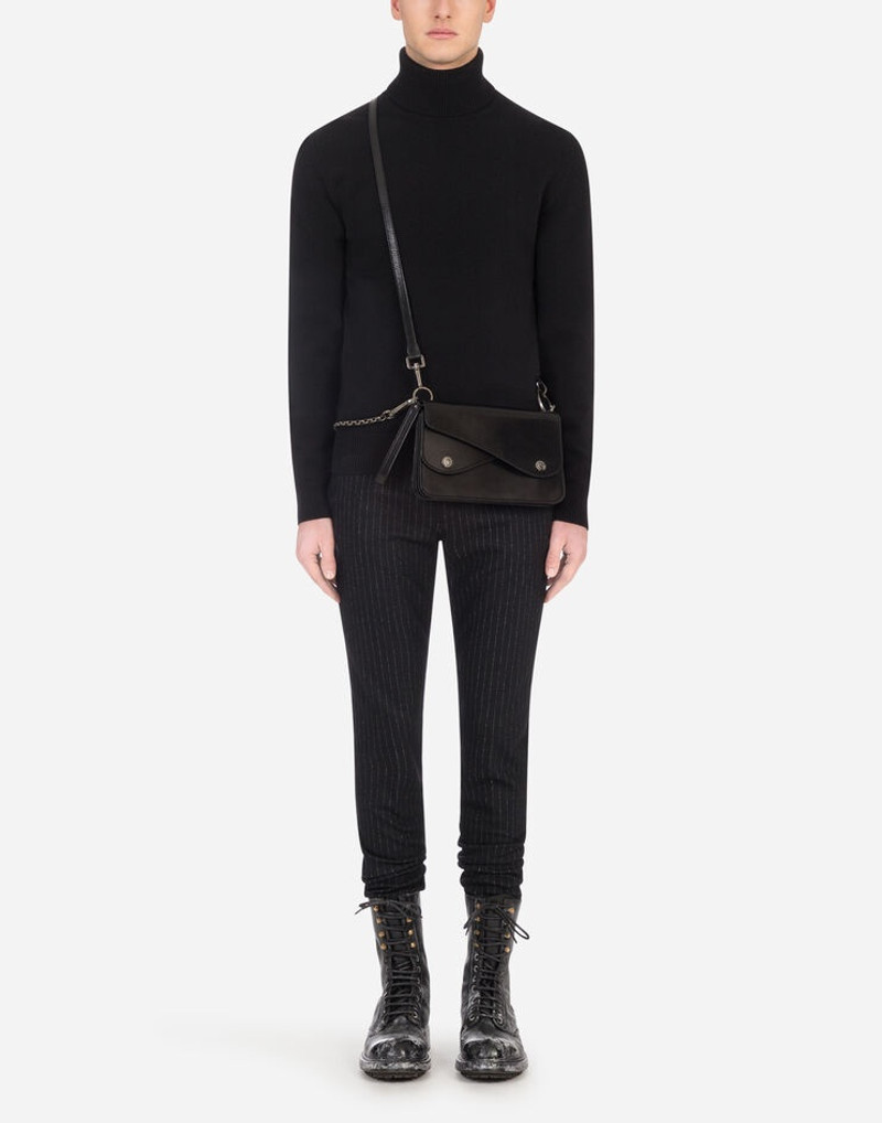 Wool turtle-neck sweater 5