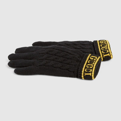 GUCCI Wool knit gloves with Gucci script outlook