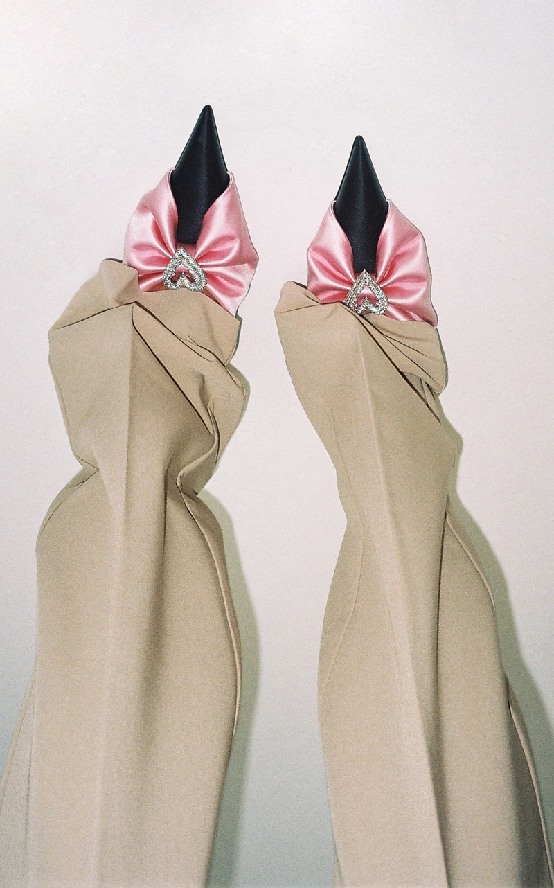 MACH & MACH Double Heart Satin Draped Pumps pink outlook