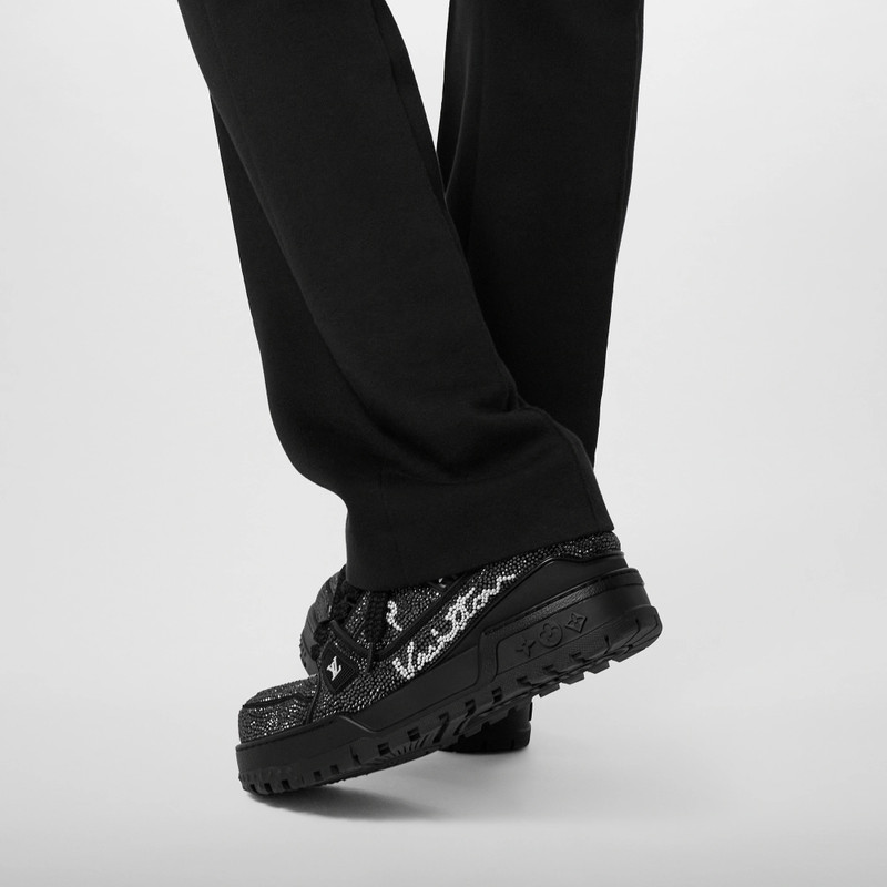 Louis Vuitton LV Trainer Maxi Sneaker outlook