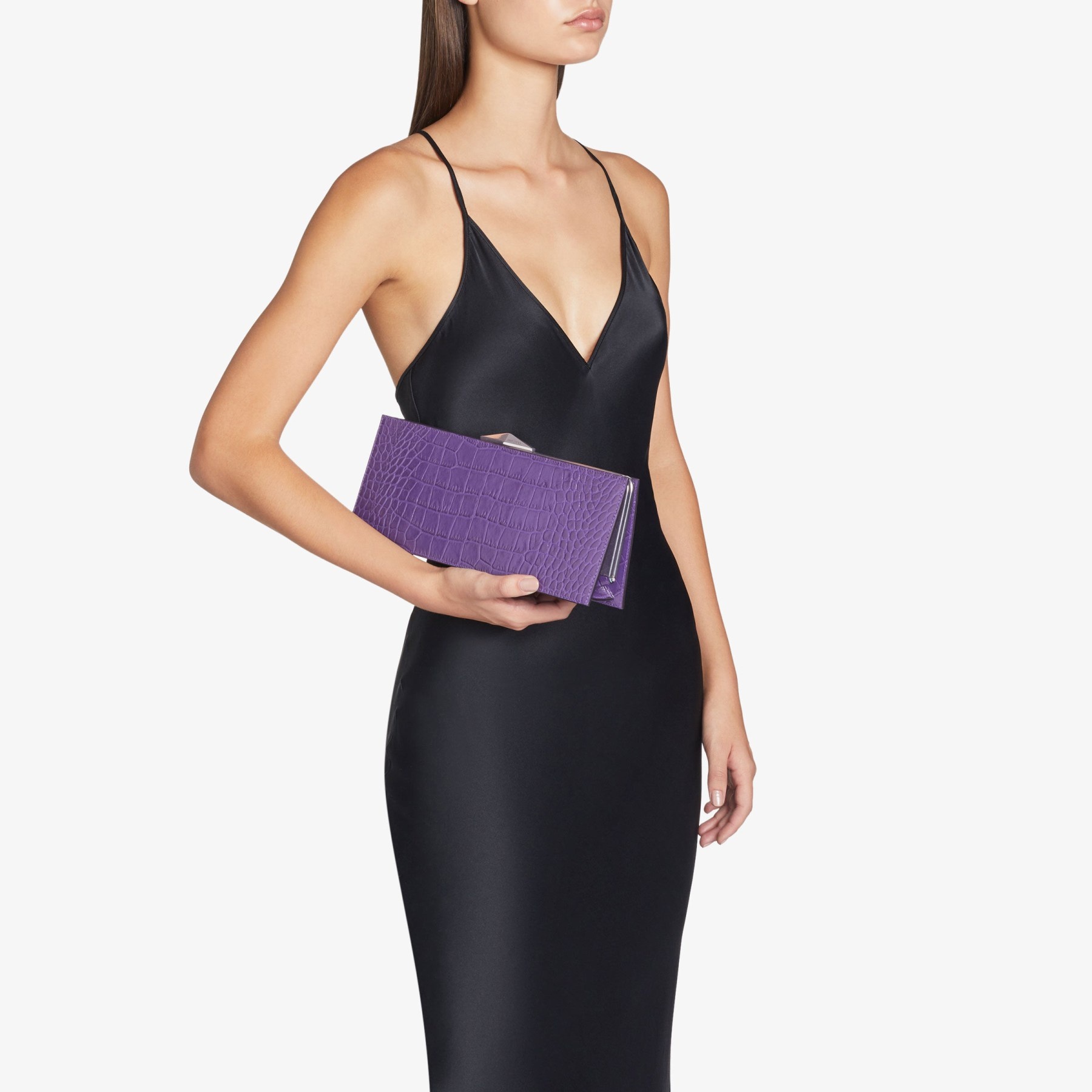 Diamond Cocktail
Cassis Croc-Embossed Leather Cocktail Clutch - 2