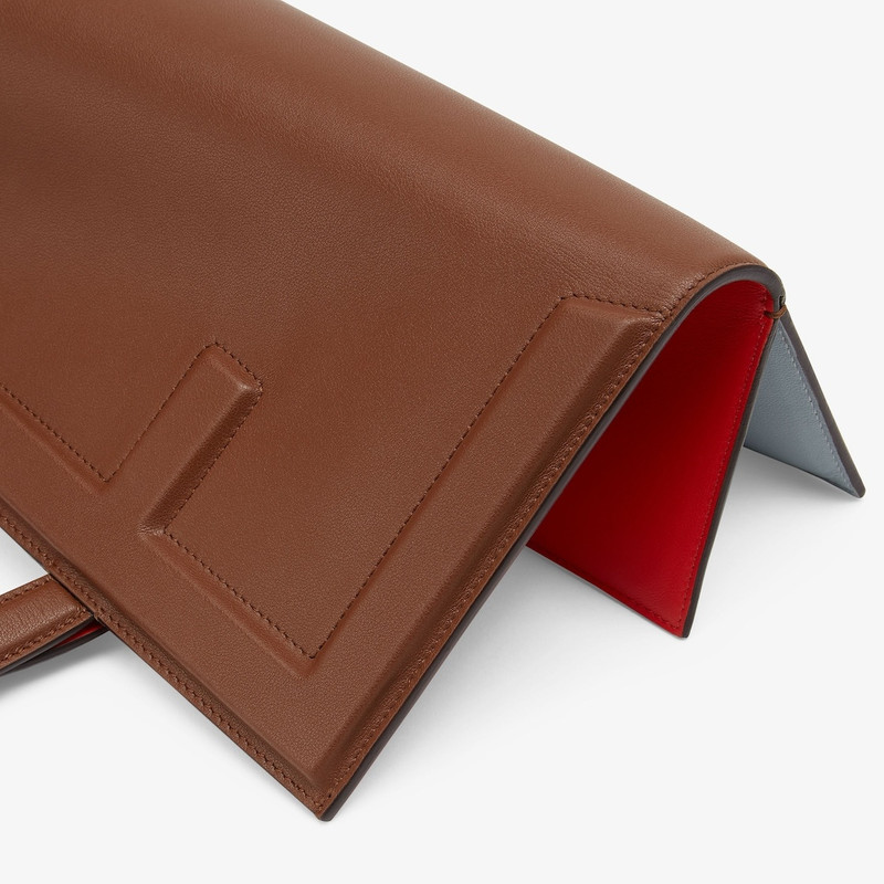 FENDI Fendi Flip Medium outlook