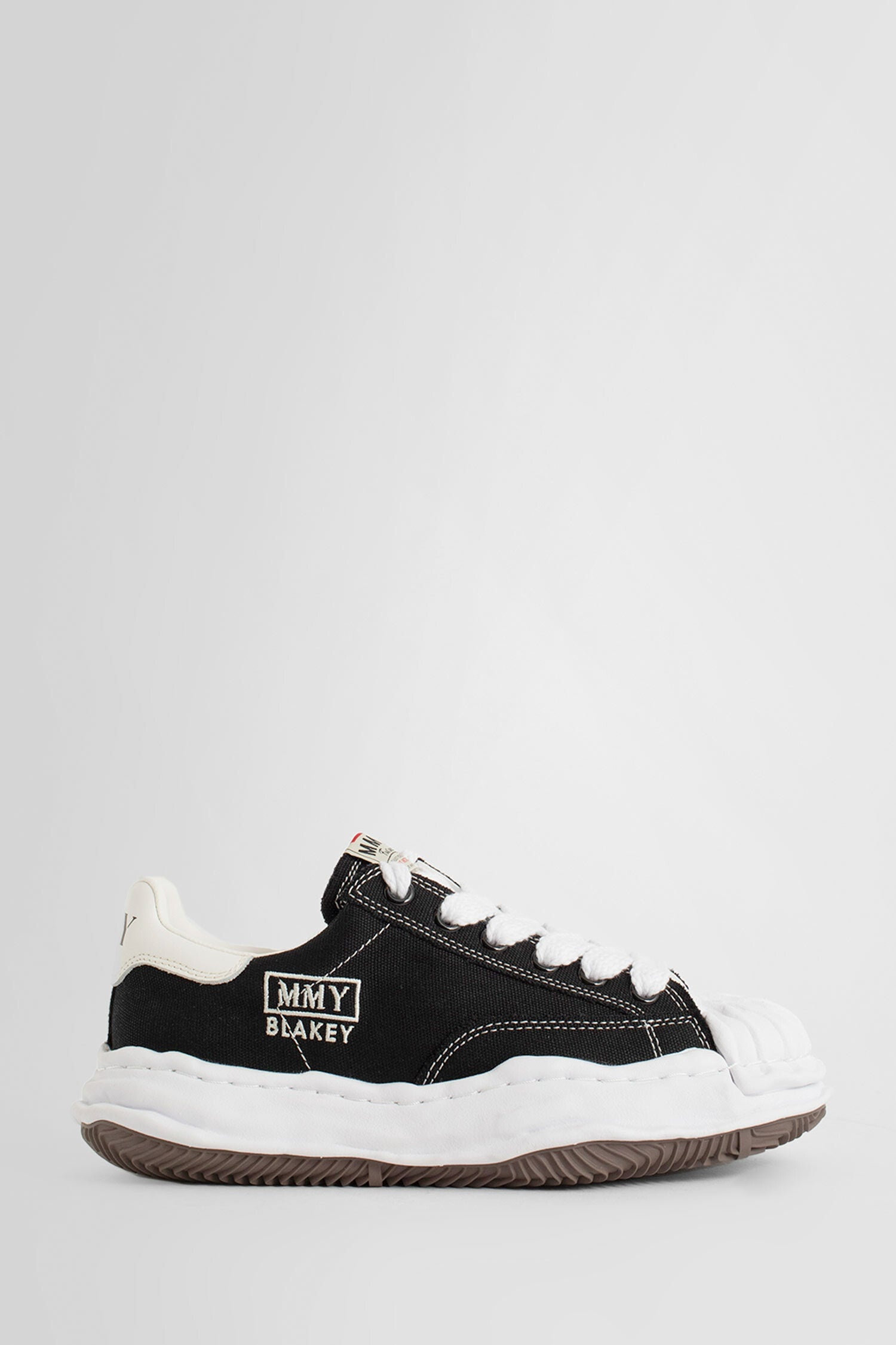 MAISON MIHARA YASUHIRO UNISEX BLACK SNEAKERS - 1