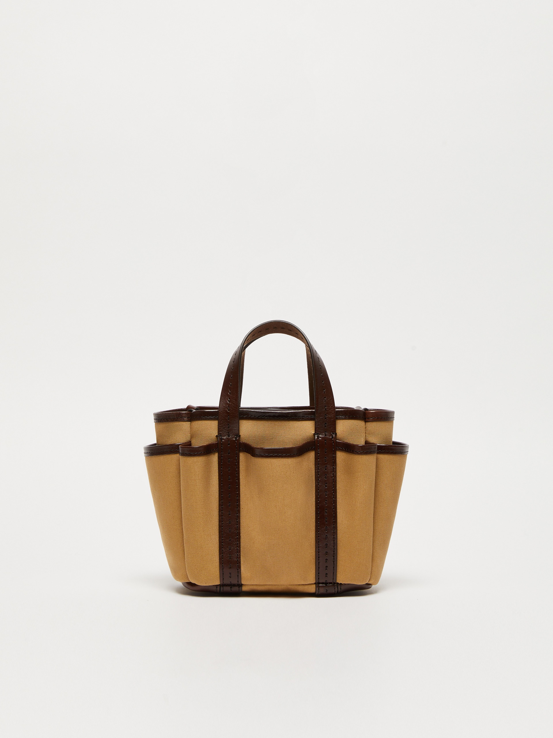 トートバッグ Max Mara Leather Cotton Canvas Giardiniera Mini Handbag Max Mara Giardiniera ミニバッグ | ブラウン | FARFETCH JP