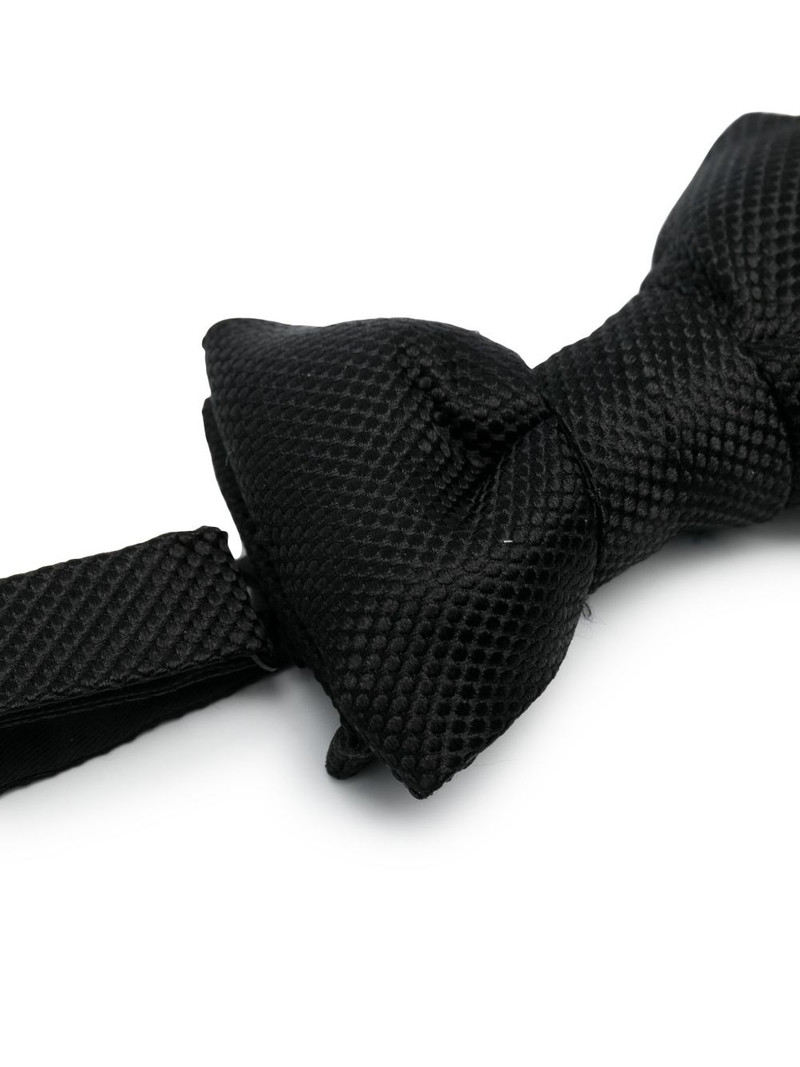 TOM FORD silk bow tie outlook
