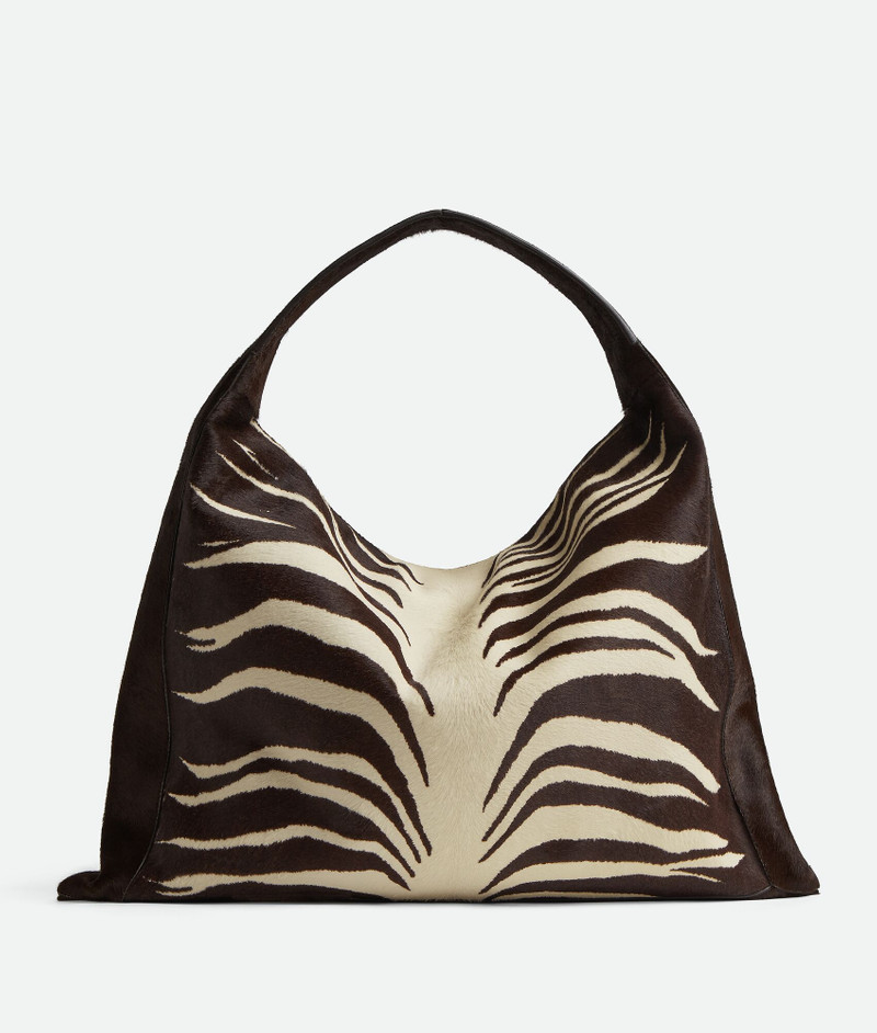 Bottega Veneta Large Hop outlook