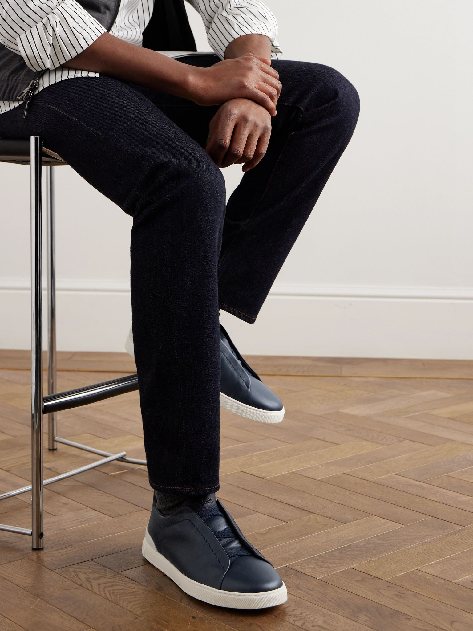 Triple Stitch™ SECONDSKIN Full-Grain Leather Sneakers Navy - 2