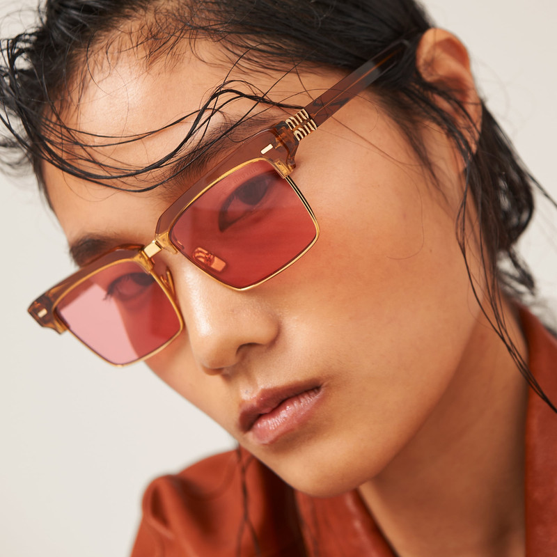 Miu Miu Miu Miu Runway sunglasses outlook