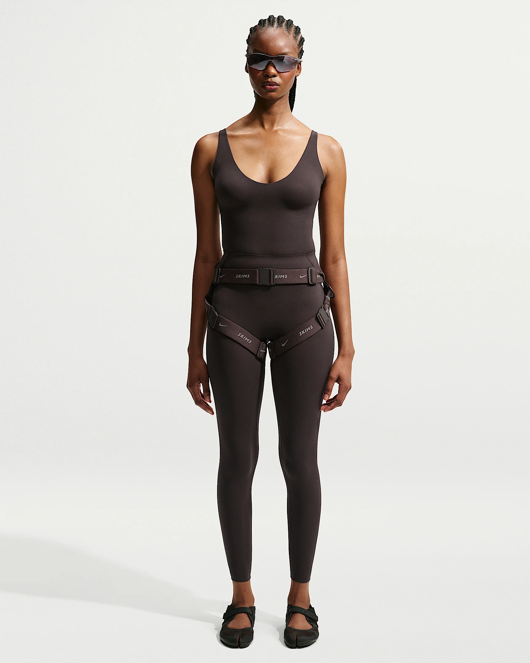 NikeSKIMS Studio Stretch Women's 26" Leggings - 1