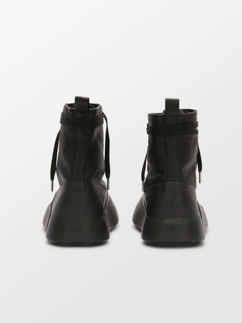 LEATHER MIX HI-TOP SNEAKER 4