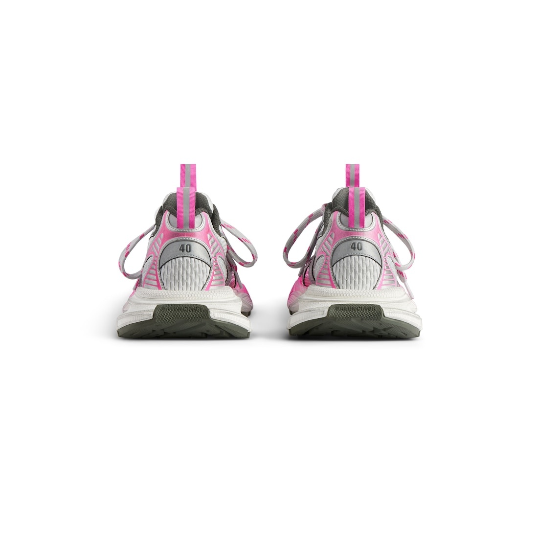 Women's 3xl Toe Spray Sneaker in Grey/pink/dark Grey - 5