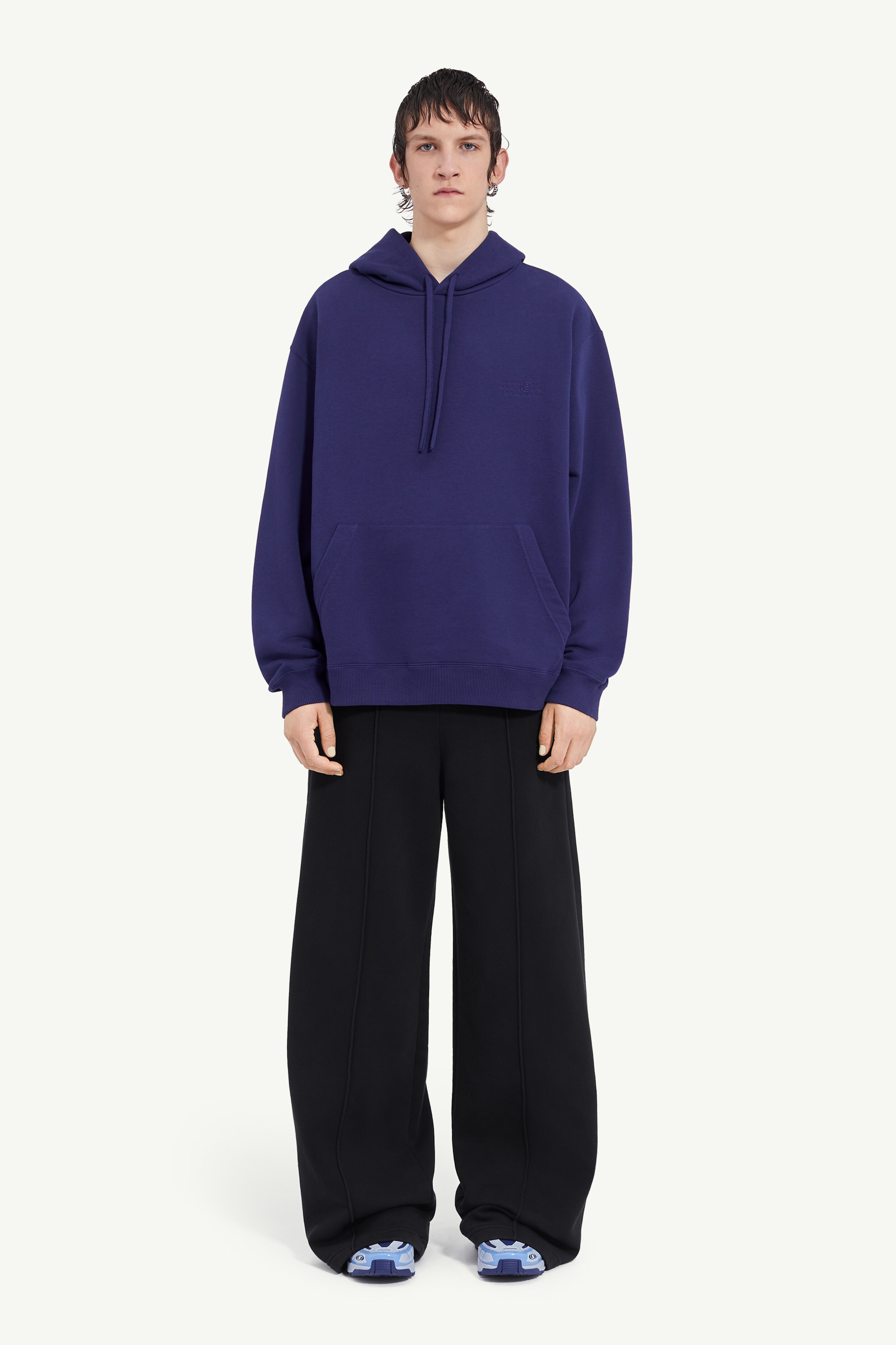 Long-sleeve hooded sweatshirt - 6