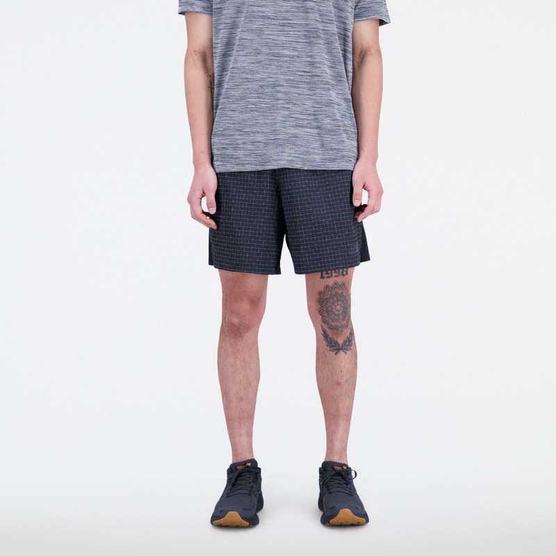 New Balance Impact Run Luminous 6 Inch Short outlook