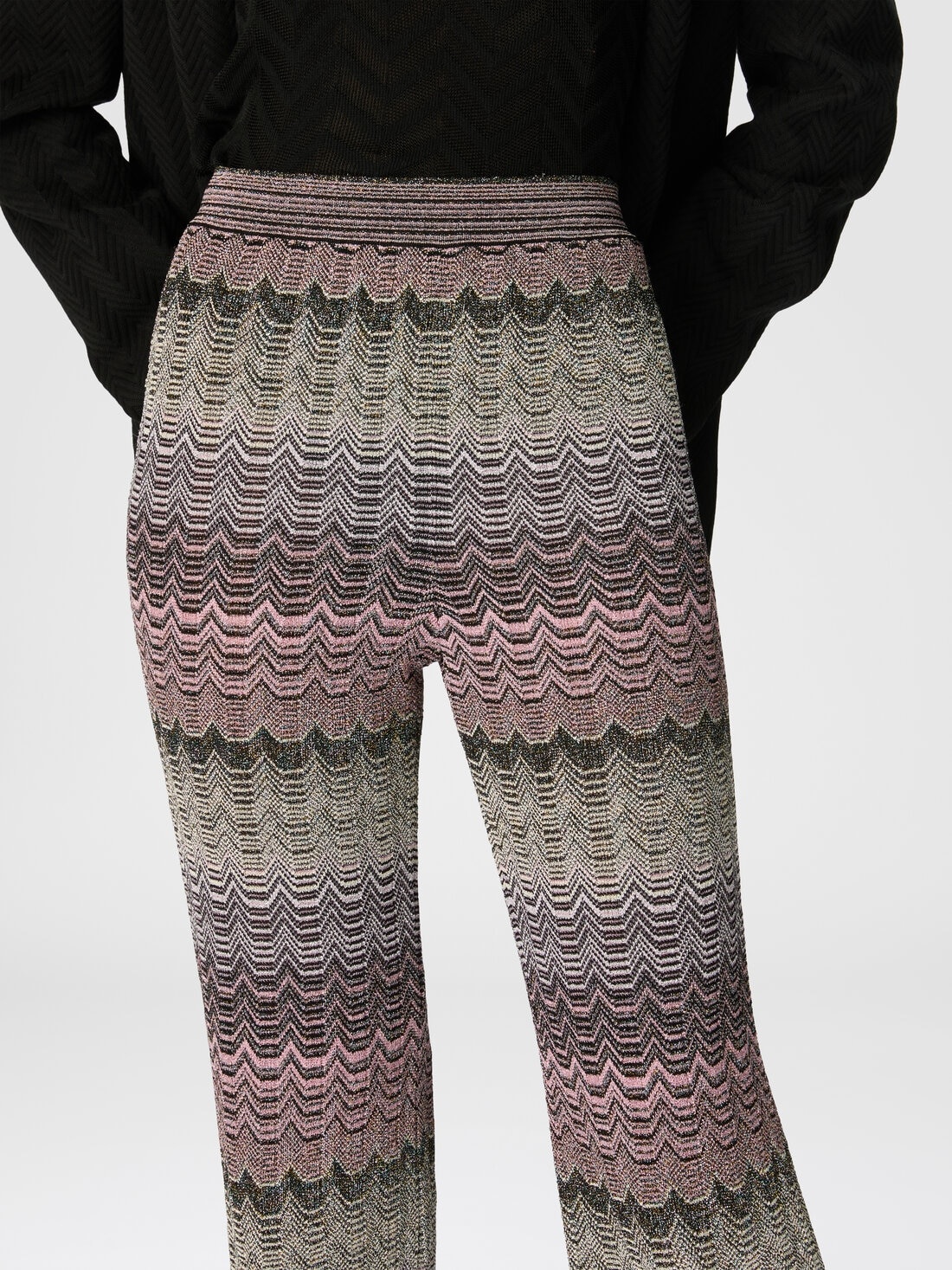 Straight trousers with glare-patterned zig zag lamé - 5