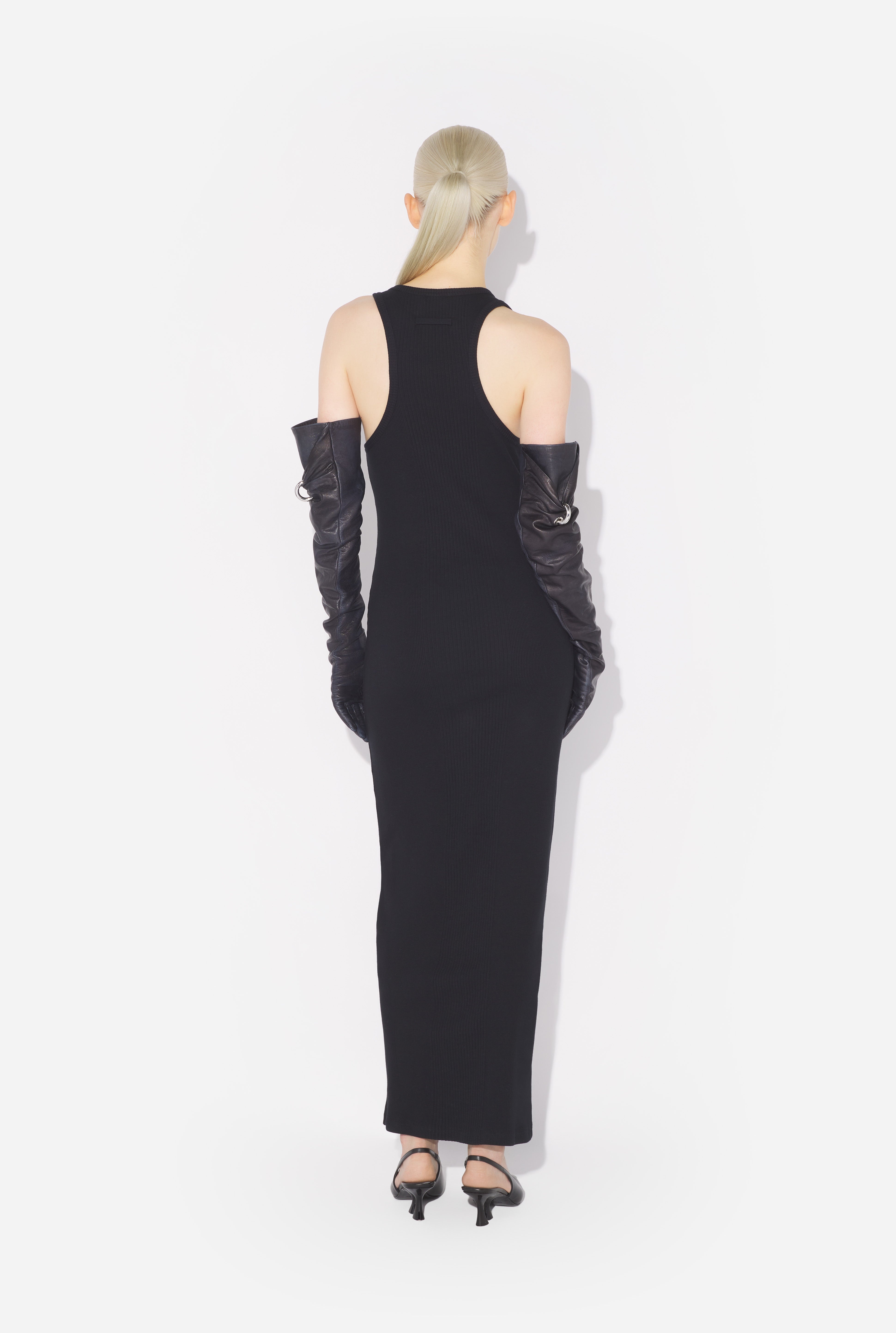THE BLACK PIERCING DRESS - 2