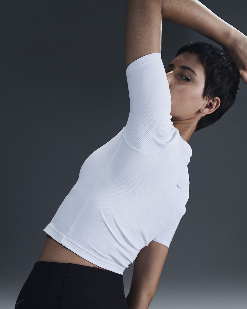 Nike Nike Zenvy Rib Women's Dri-FIT Short-Sleeve Top outlook