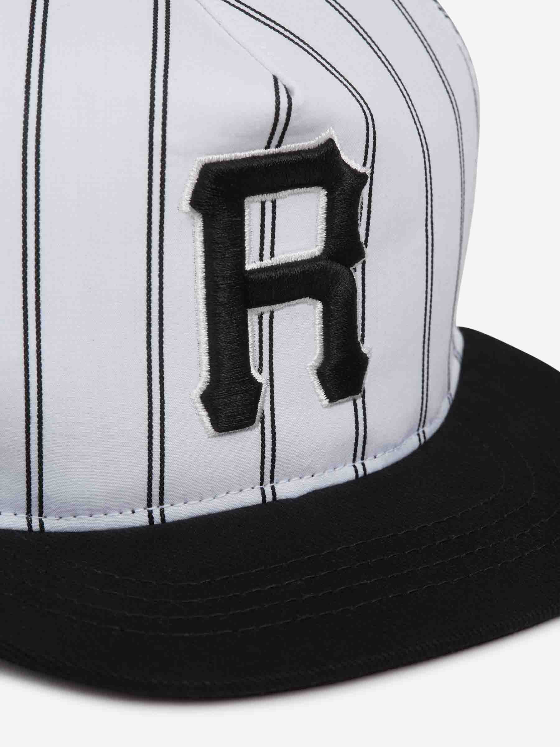 CAP WITH STRIPES - 3