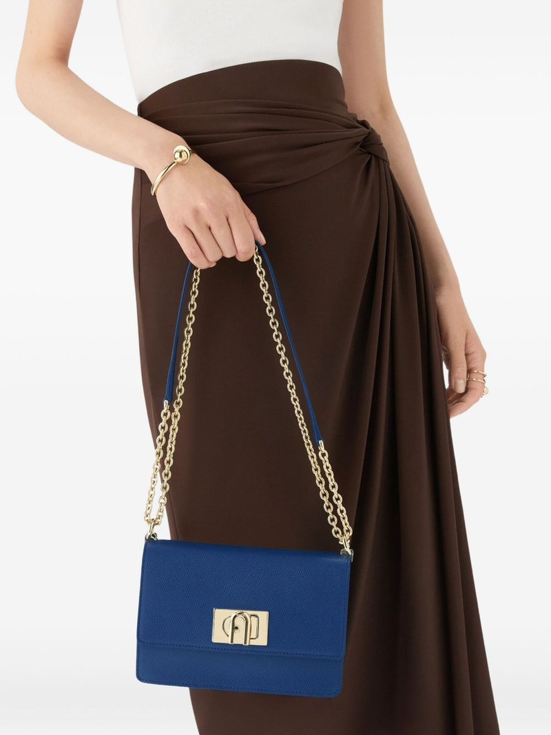 flap-lock chain shoulder bag 3