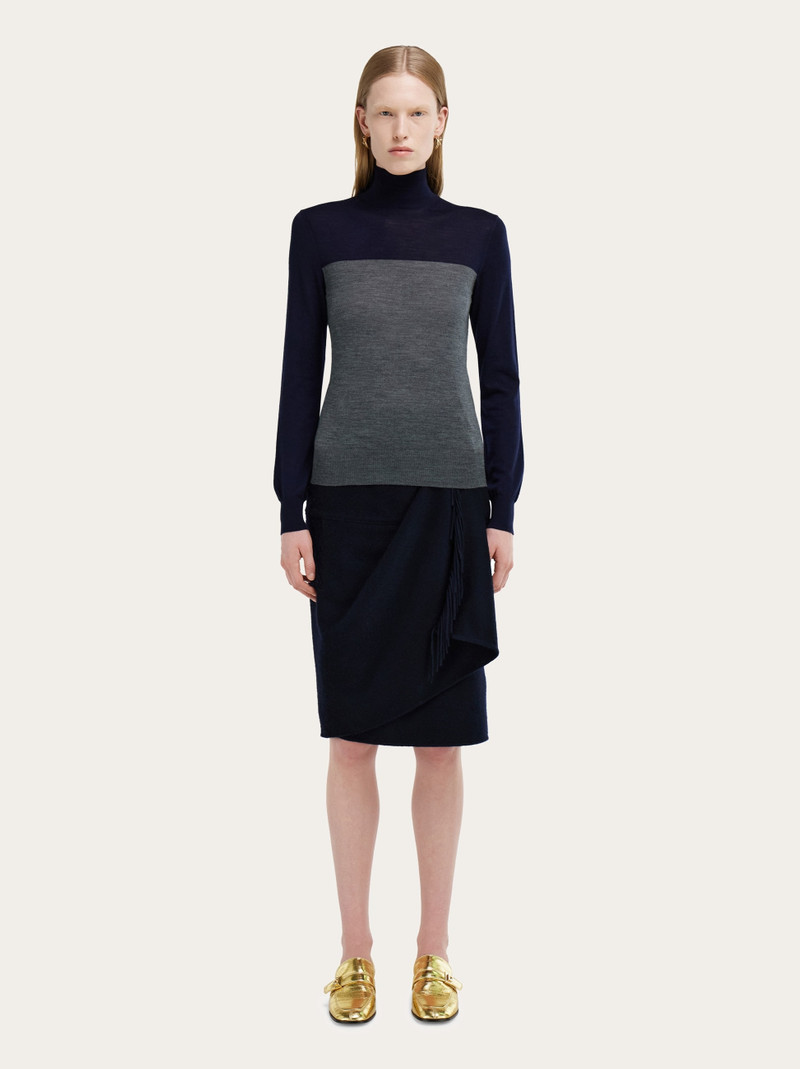 Two tone turtleneck 6