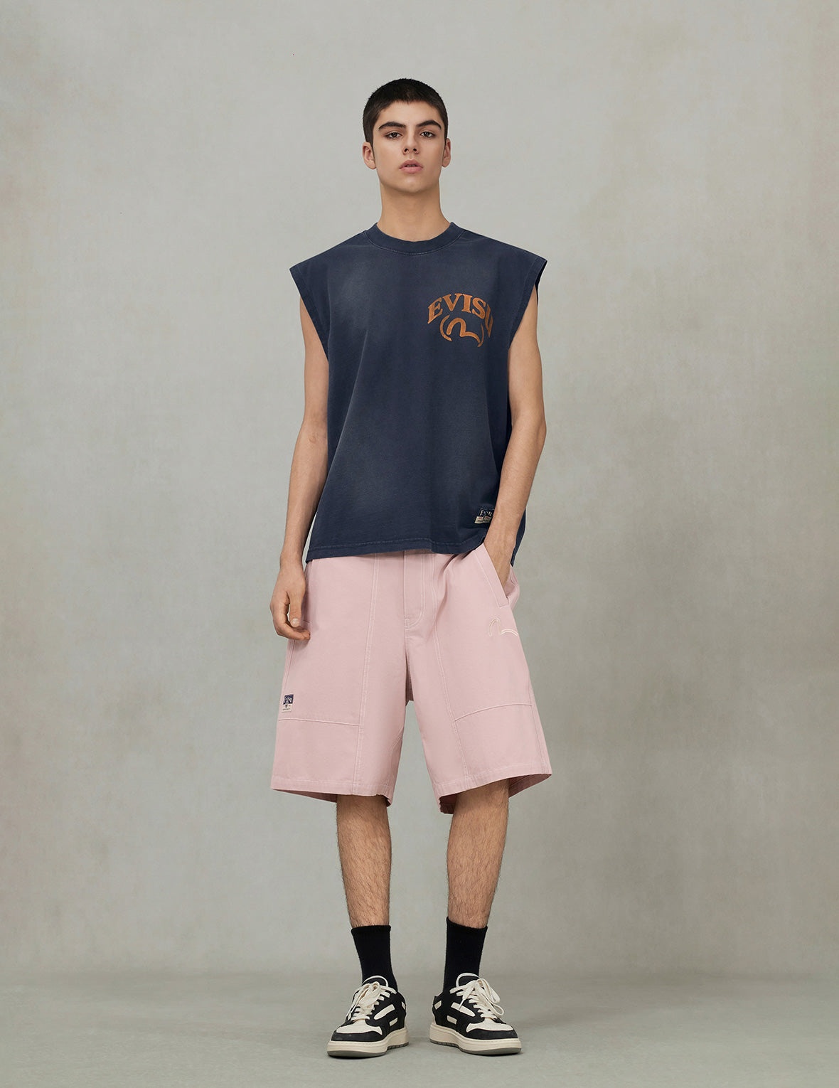 Allover Seagull Print Pocket Oversized Shorts - 3