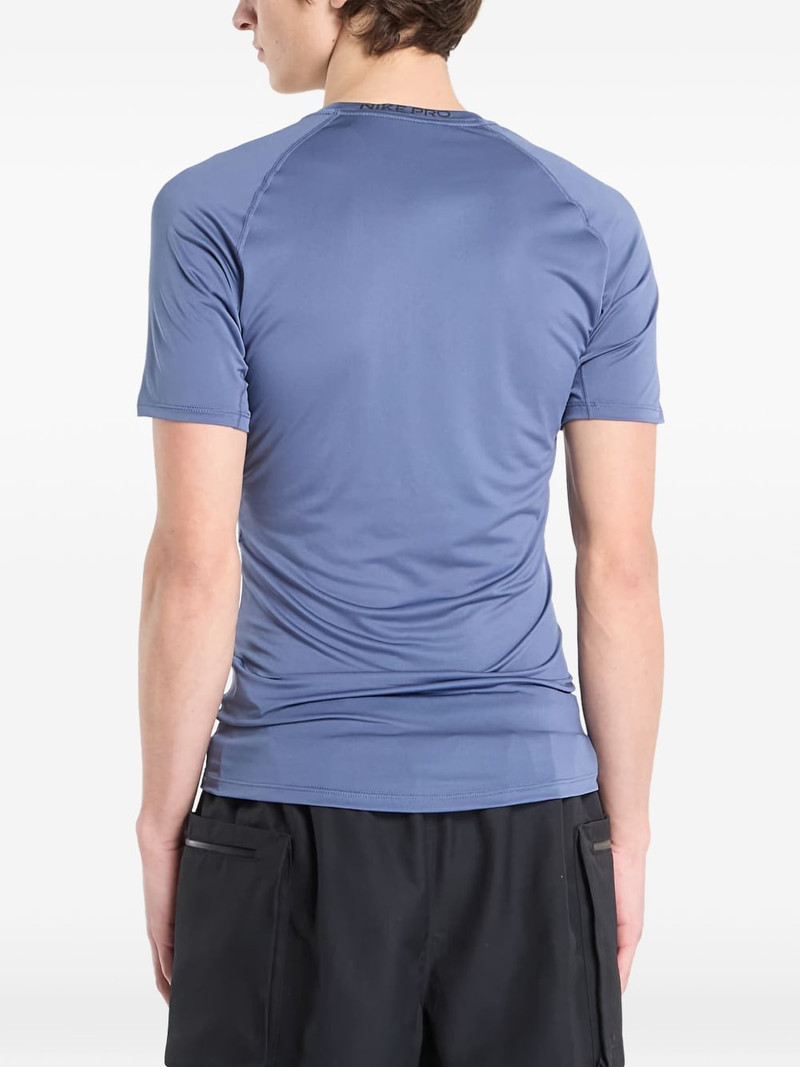 short-sleeved performance T-shirt 4