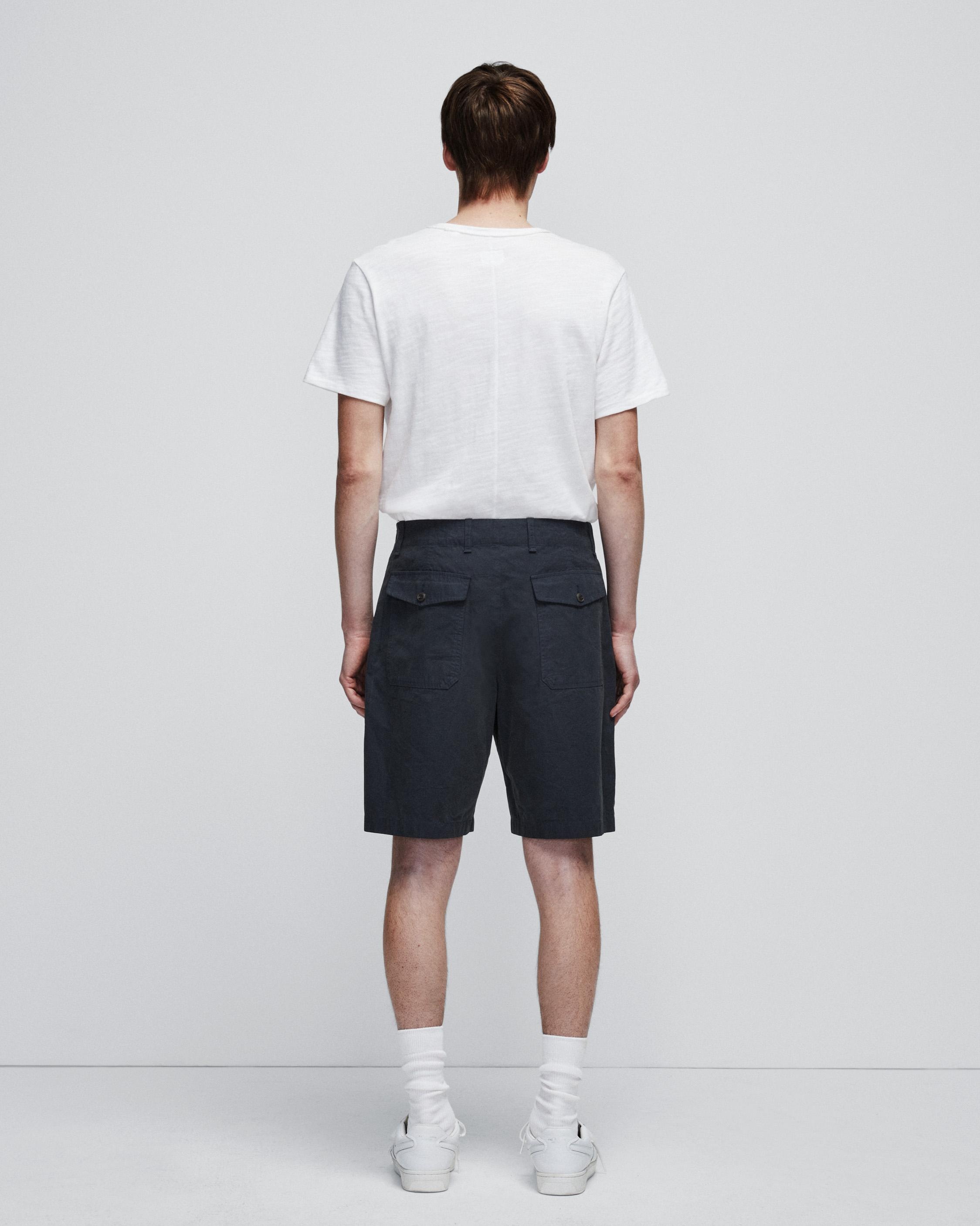 Cliffe Peached Cotton Field Short
Slim Fit Short - 5
