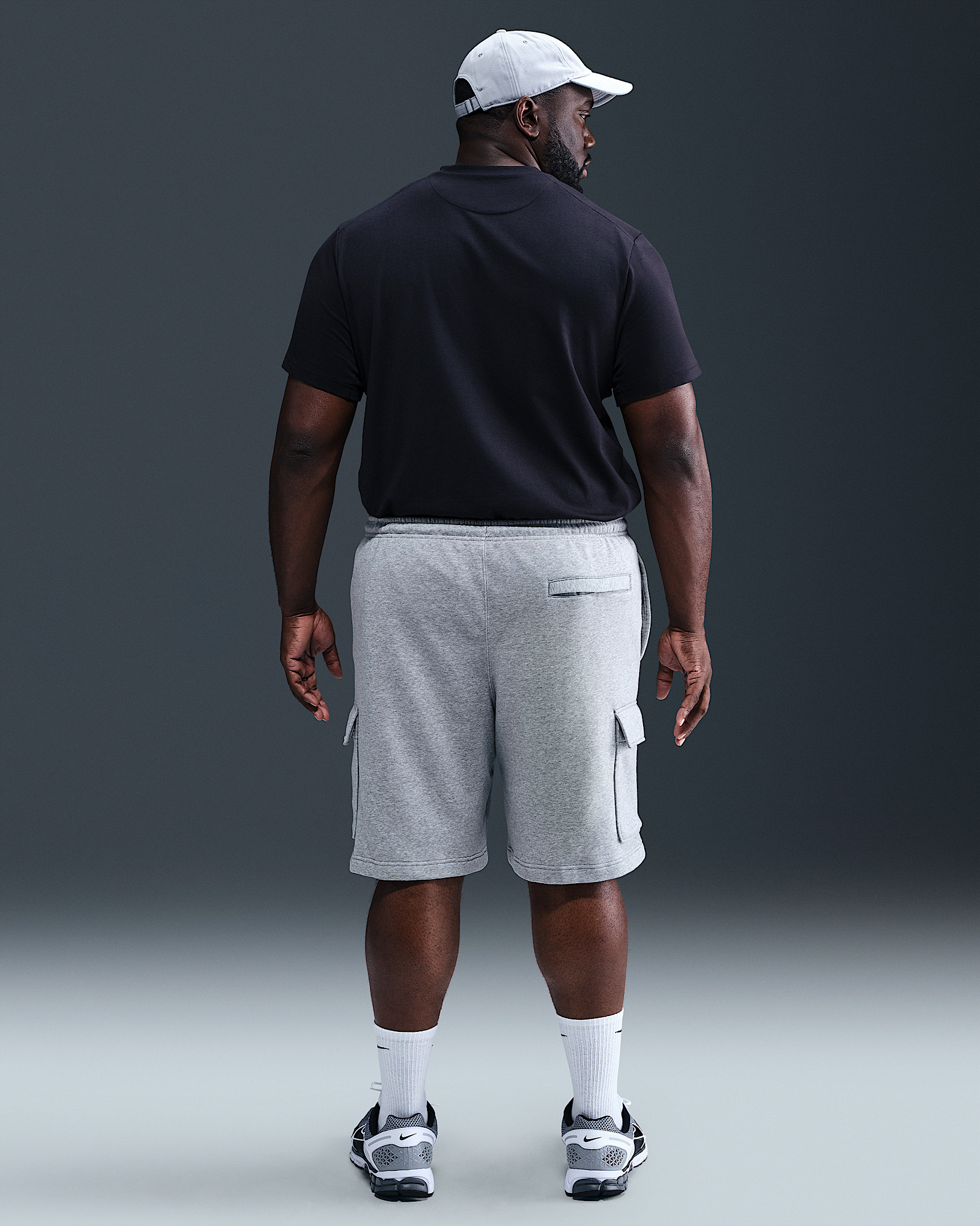Nike Club Men's Fleece Cargo Shorts - 9