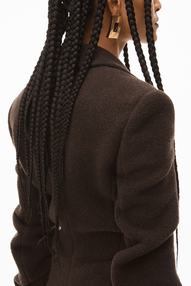 FITTED JACKET IN STRETCH WOOL 6