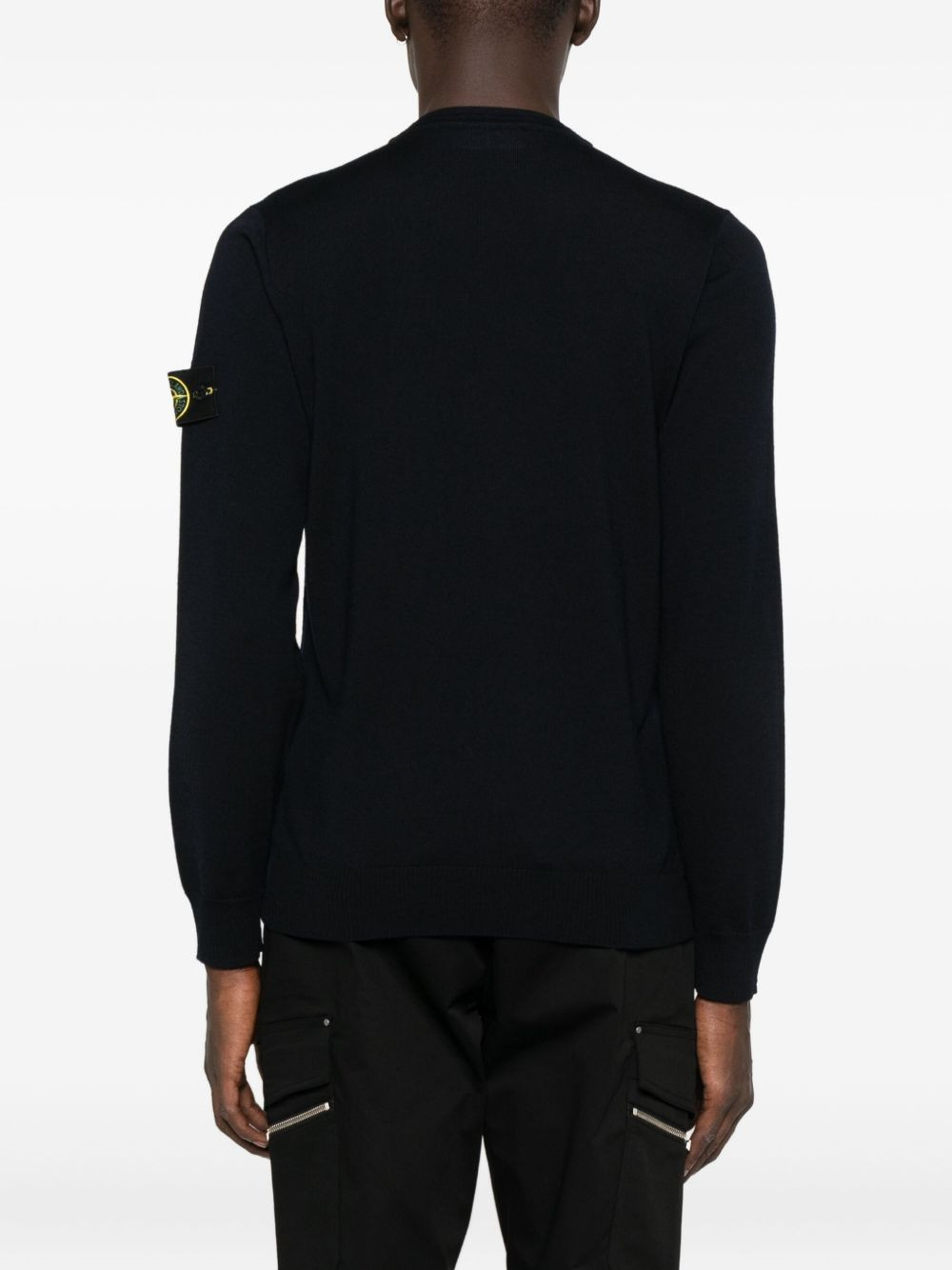 crew-neck logo-patch sweater - 4