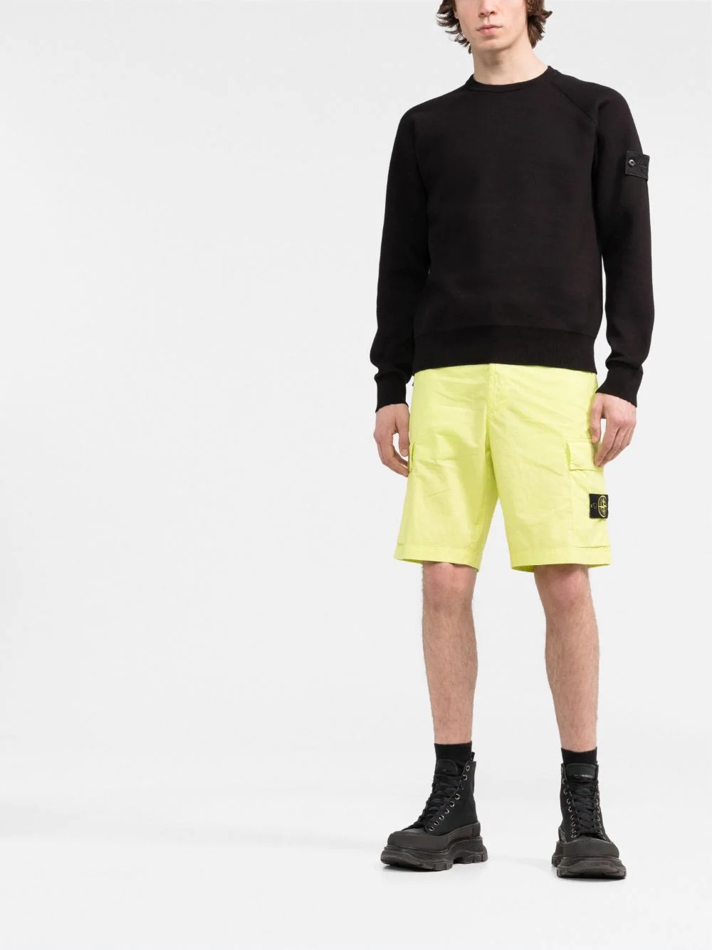 Compass logo-patch cargo shorts - 2
