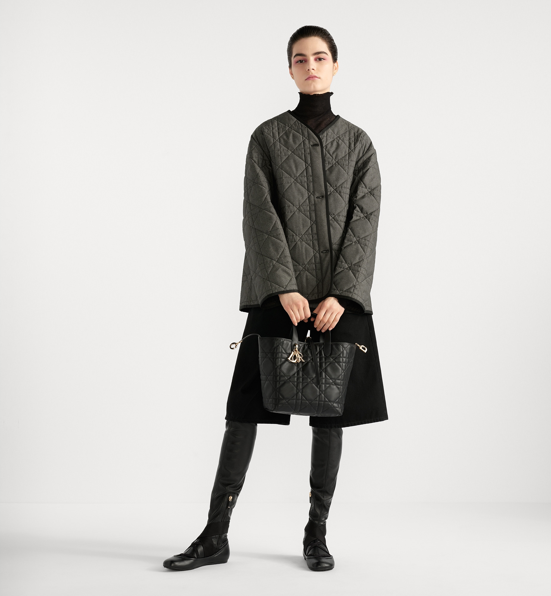 Medium Dior Toujours Vertical Tote Bag - 8