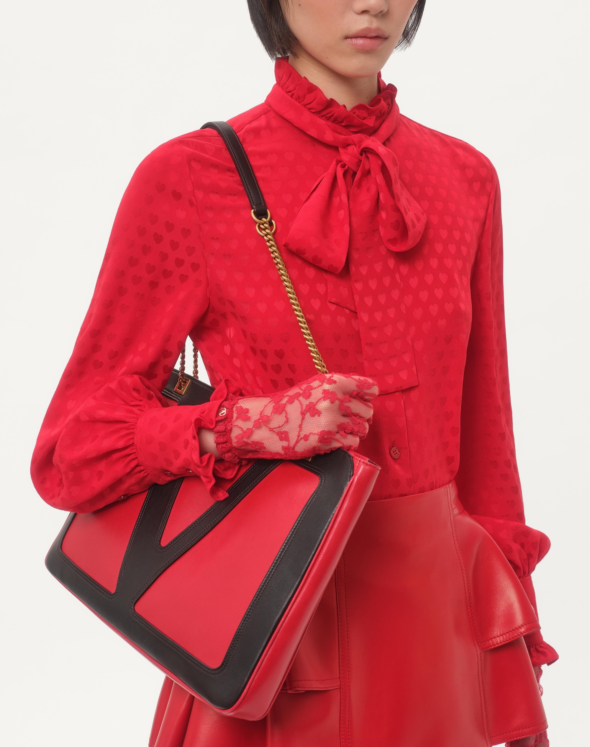 VALENTINO GARAVANI VIVA SUPERSTAR MEDIUM NAPPA LEATHER SHOPPING BAG - 7