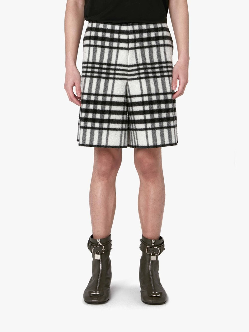 JW Anderson TARTAN CHECK WIDE LEG SHORTS outlook