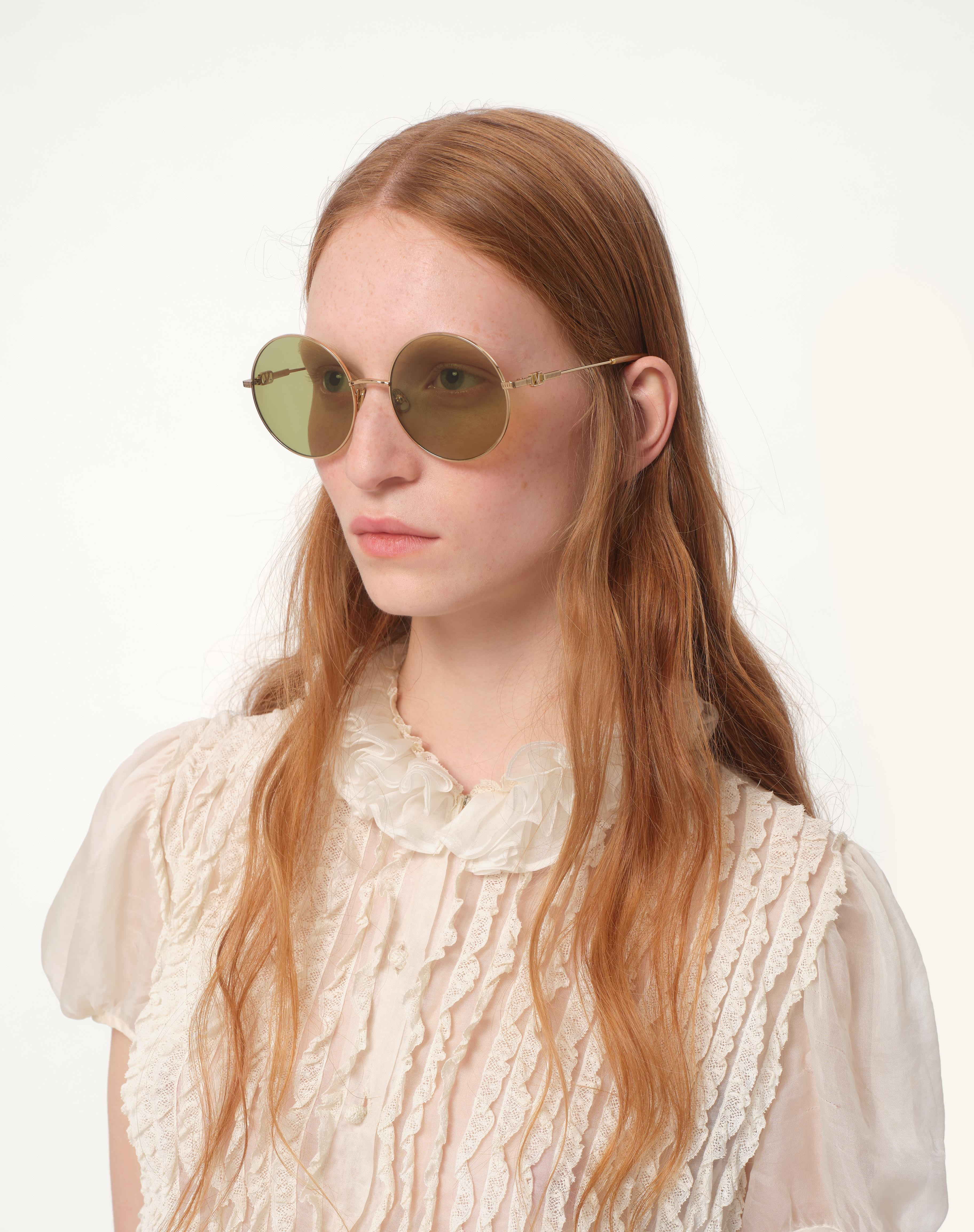 ROUND OVERSIZED METAL FRAME - 2