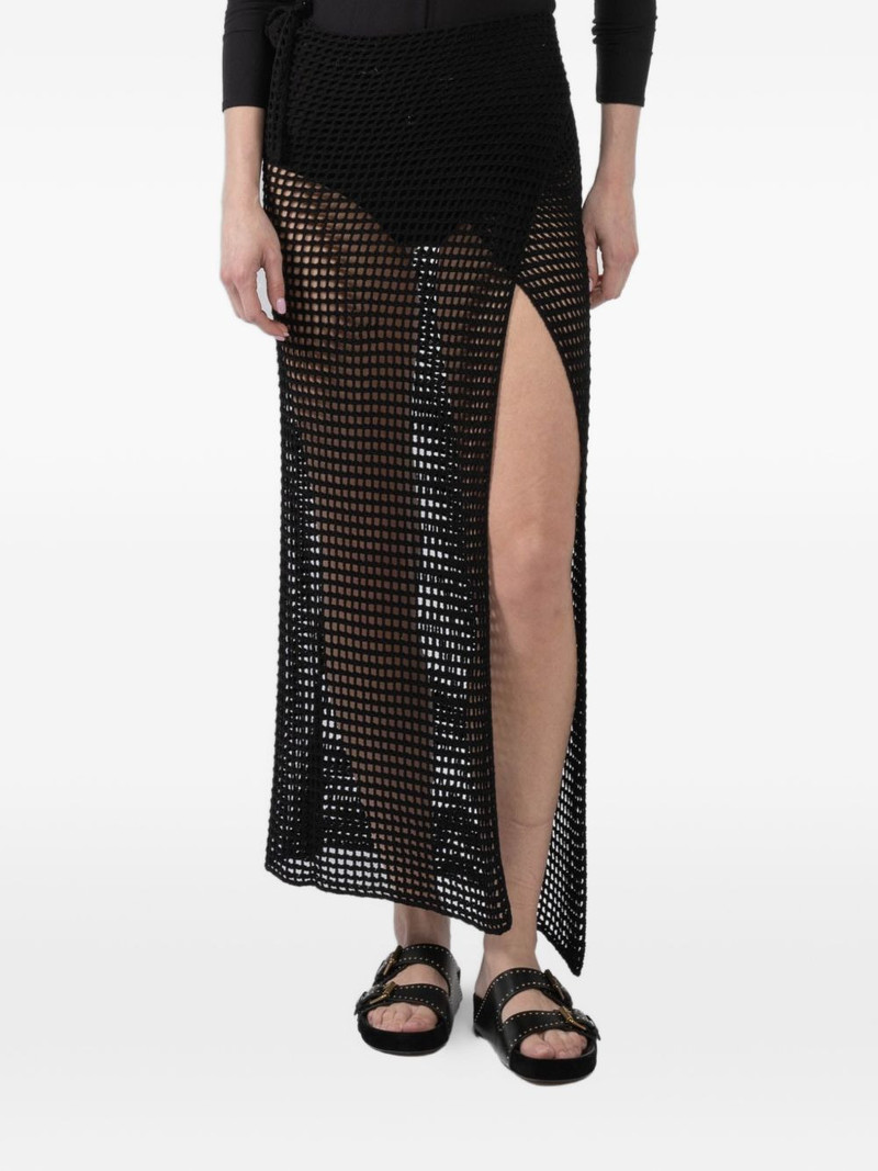 black sarong 3