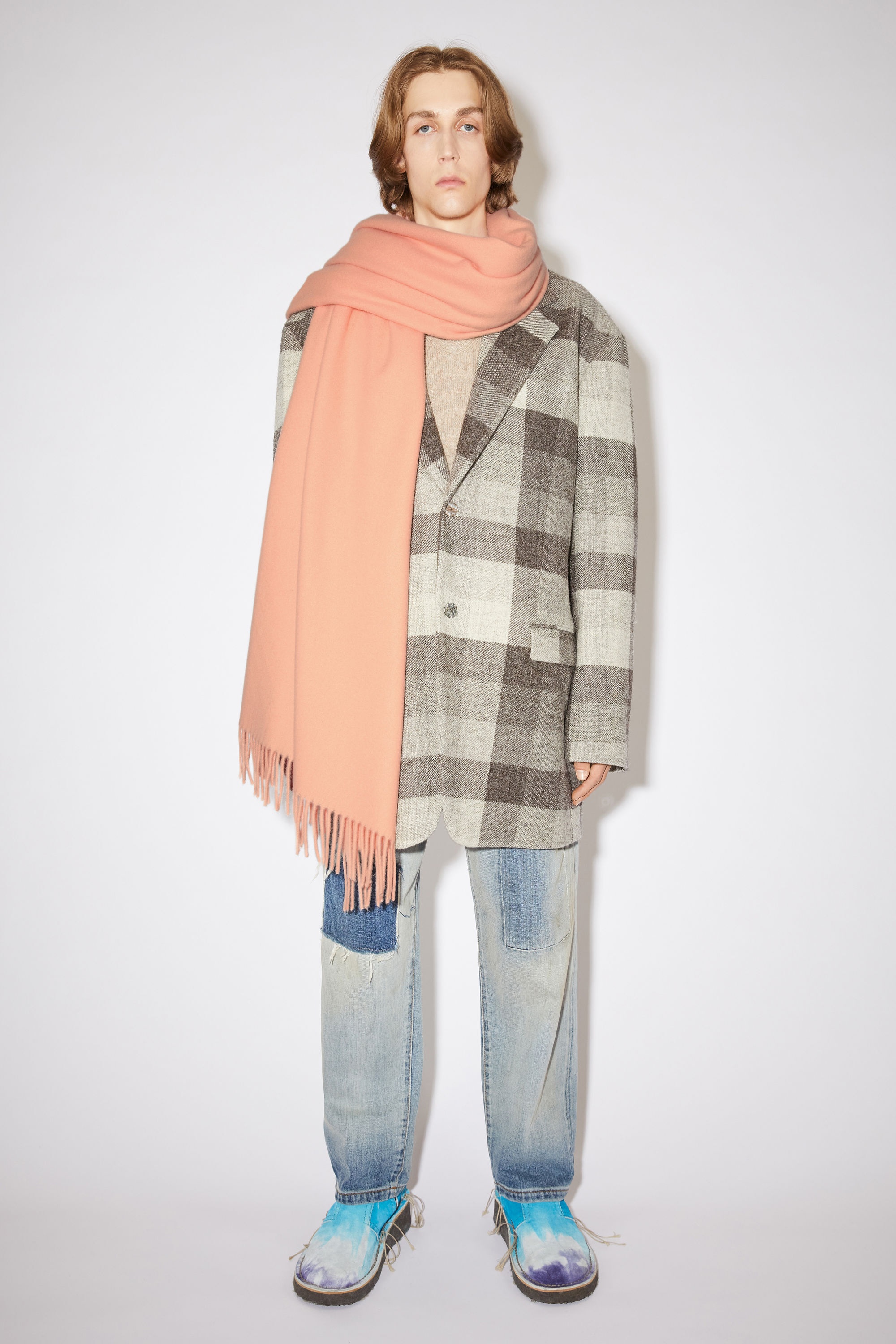 Oversized fringed wool scarf - Salmon pink - 2