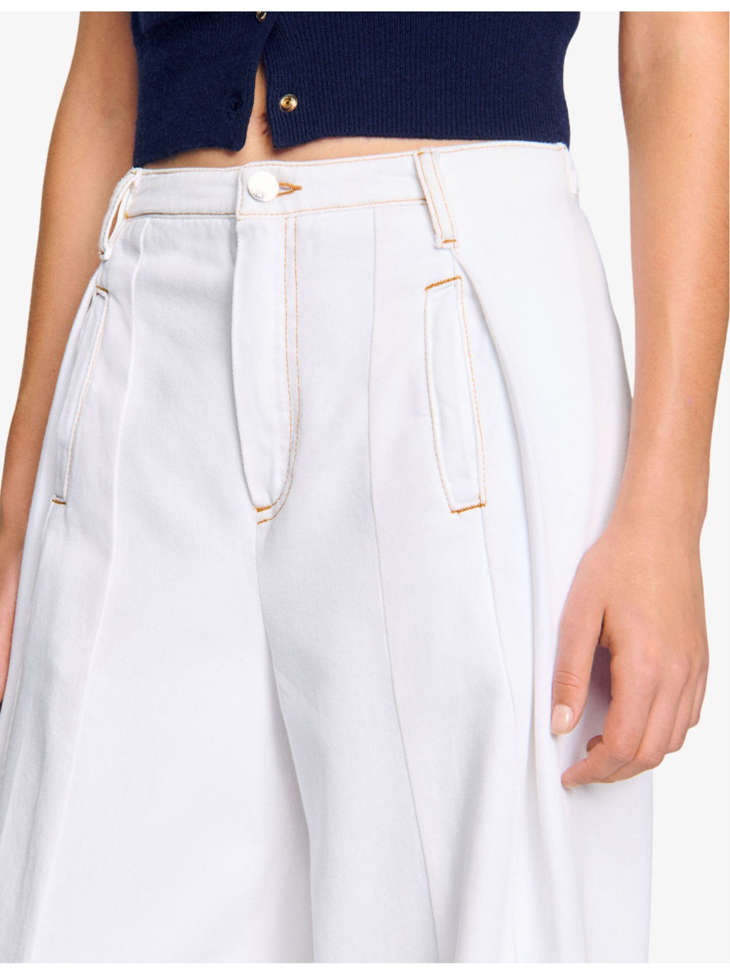 Topstitched Wide-Leg Denim Jeans - 5