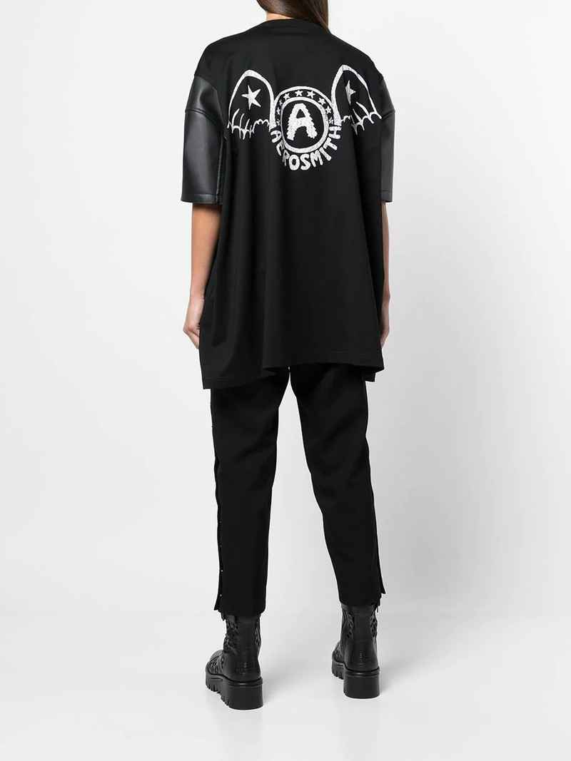 graphic-print contrast-sleeve T-shirt 4