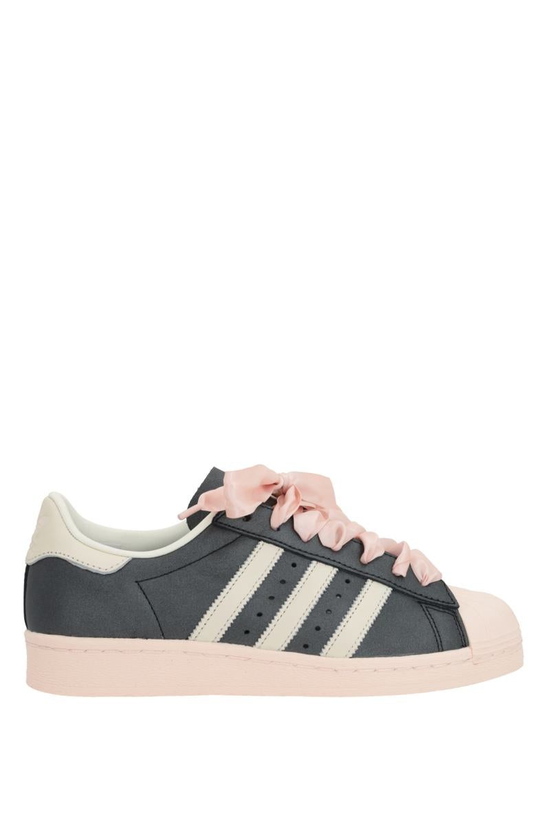 ★★Adairs★★ Superstar 82 Blackpink ID1423 WMNS) adidas Superstar 82 'Black Pink Ribbon Laces' ID1423