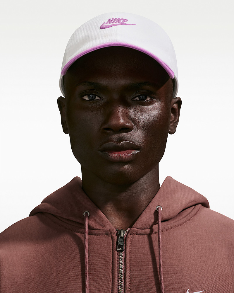 Nike Club Unstructured Futura Wash Cap 1