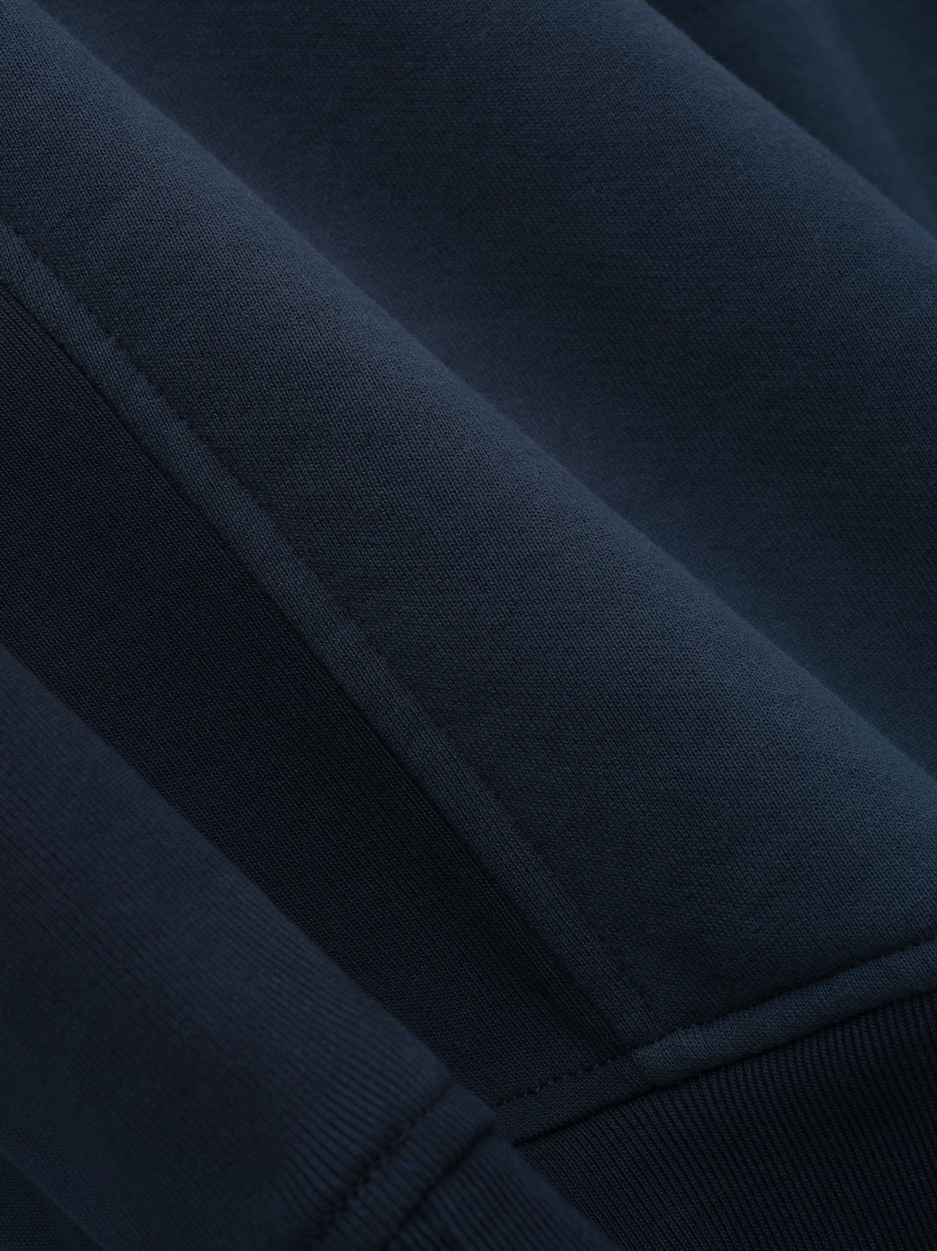 QUARTER ZIP - 7