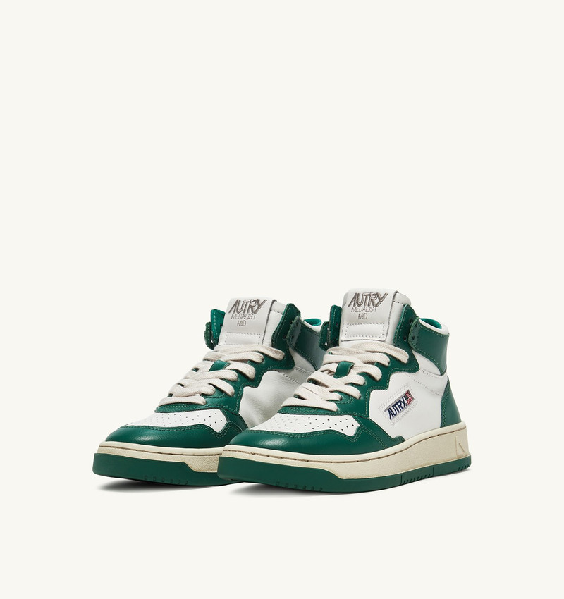 AUTRY MEDALIST MID BICOLOR SNEAKERS IN WHITE AND GREEN LEATHER outlook