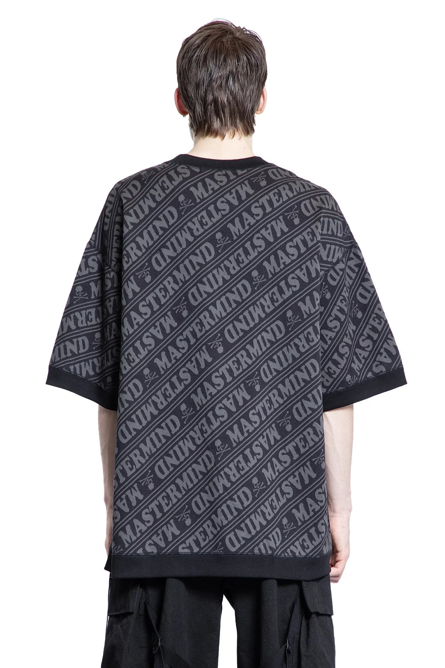 All-Over-Diagonal-Logo-T-Shirt - 3